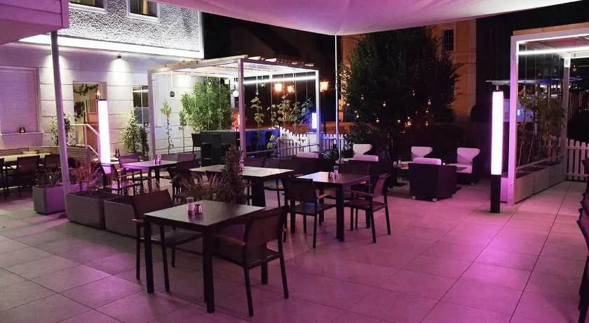 Hotel Restaurant JUWEL - Image 1