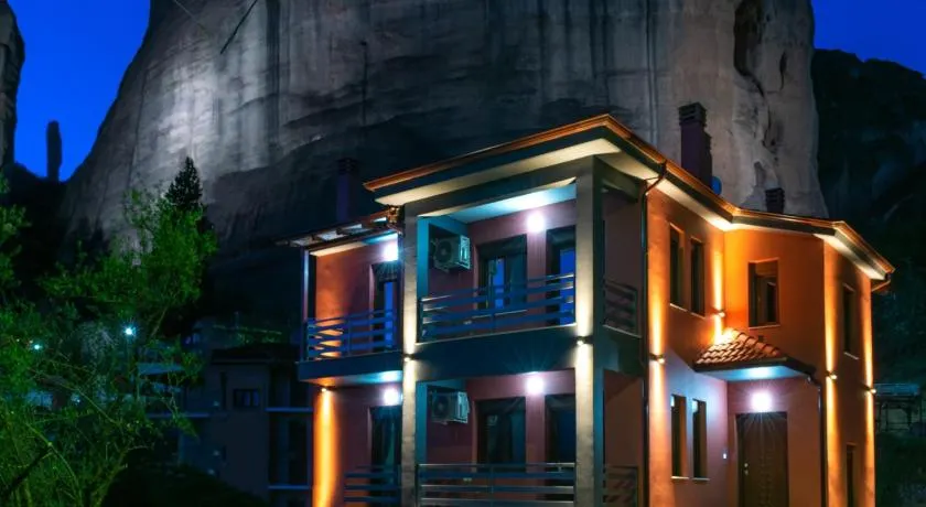 Elia Deluxe Accommodation - Image 1
