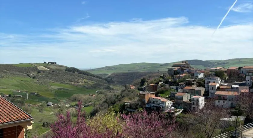Borgo Albergo Vulturis - Image 1
