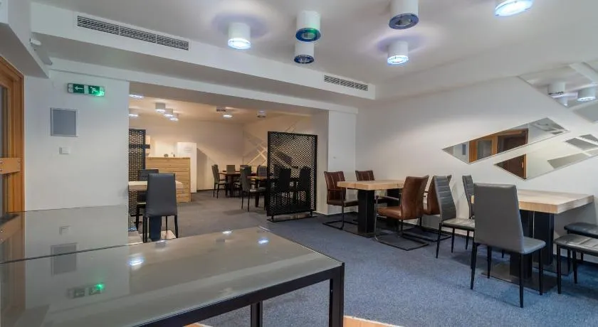 Hotel Garni Orlova - Image 1