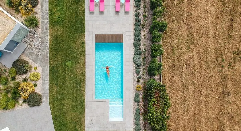 Flamboyant Boutique B&B - Image 1