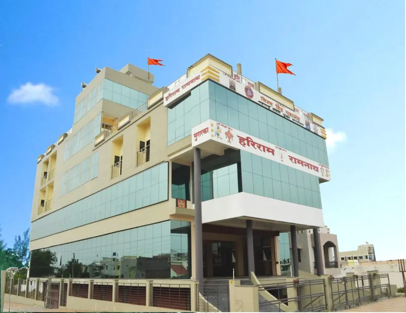 Hotel Hariram Tower - Image 1