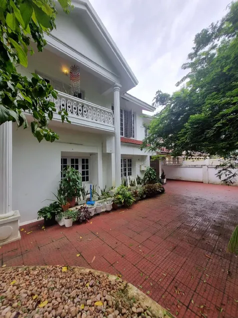 Chithra Castle Inn - Image 1