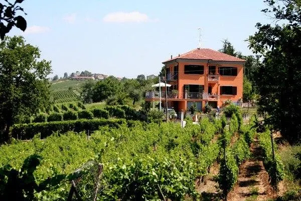Family apartment in Villa with pool, garden, WiFi - Image 1