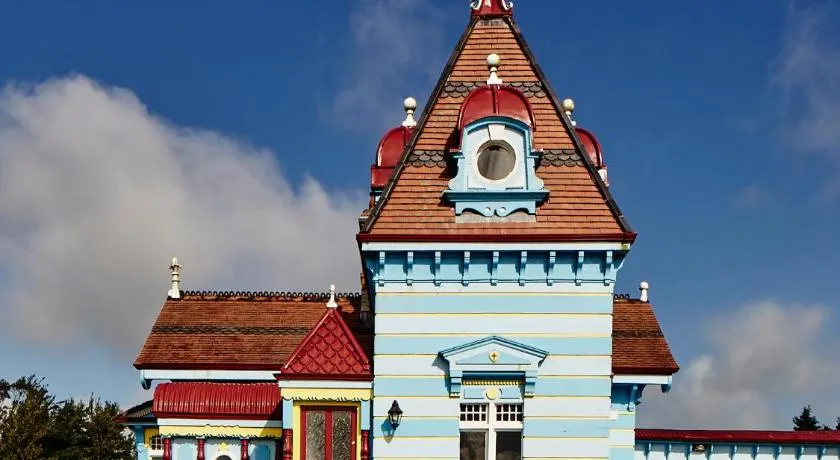 The Dolls House - Image 1