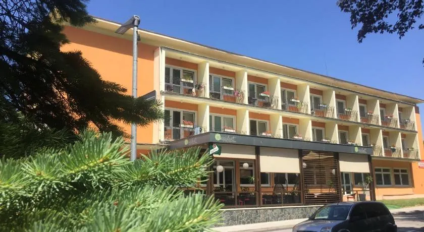 Hotel Rezident - Image 1