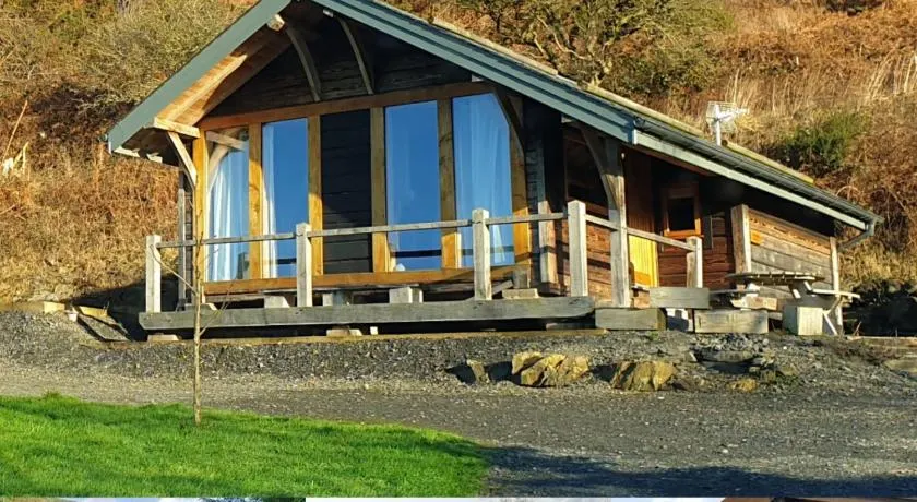 Newland Valley Log Cabins - Image 1