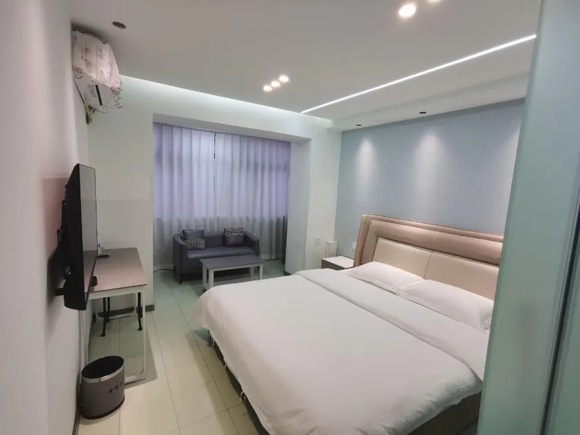 Jinhang Hotel (Hulan Highway Passenger Station Branch) - Image 1