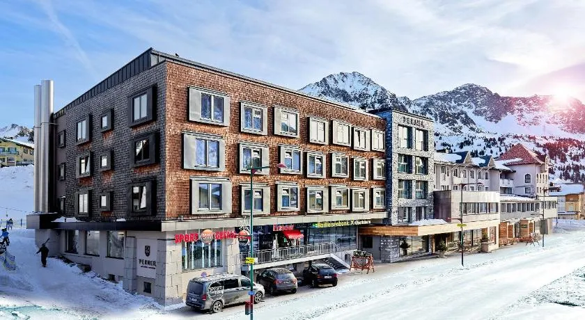 Alpenhotel Perner - Image 1