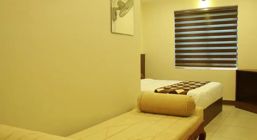 KALATHIL TOURIST HOME - Image 1
