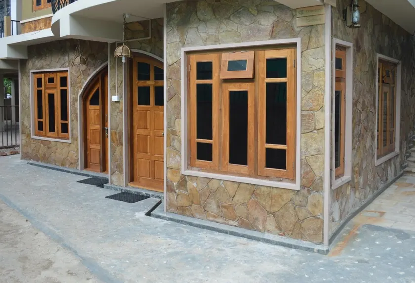 Quinton Enclave - Image 1