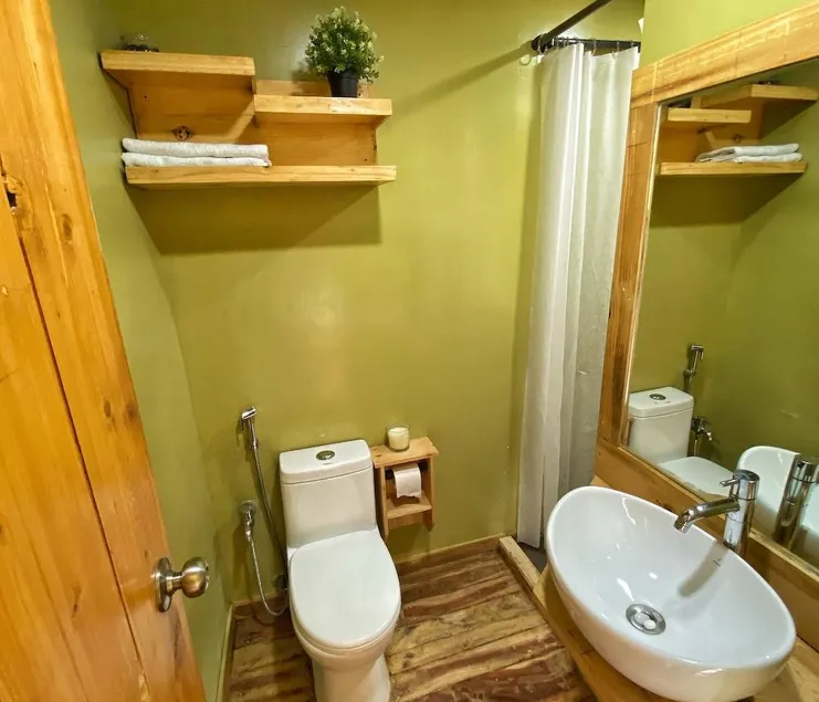 The Wilderness Retreat | Cottage & Restaurant - Image 1