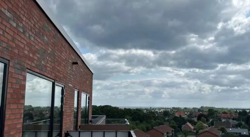 Beach View Apartment in Vallensbæk - Image 1
