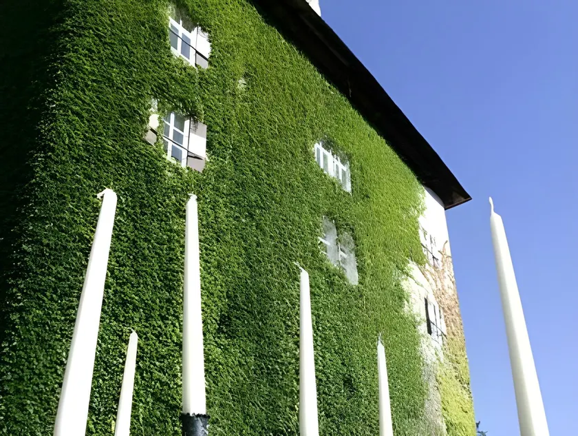 Schloss Moosburg Gästehaus - Image 1