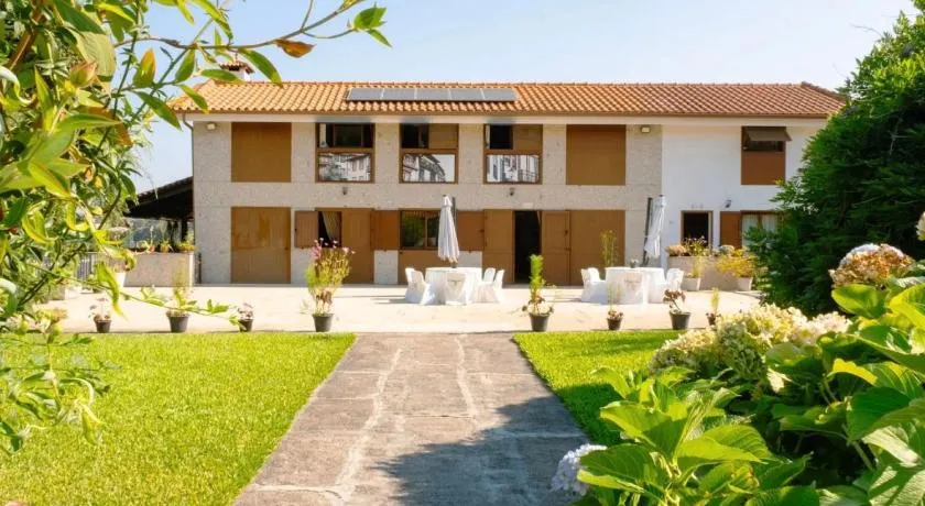 Casas Da Aldeia Da Graça - Image 1