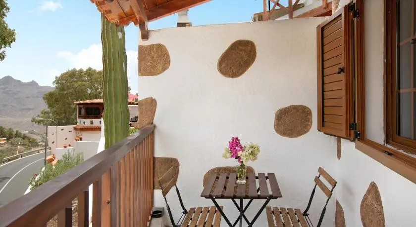 Ferienhaus 'Cottage Santa Lucía 2' mit Bergblick, Balkonen und WLAN - Image 1