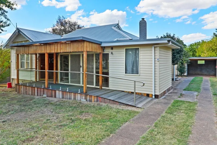 Bonnie Home - Image 1