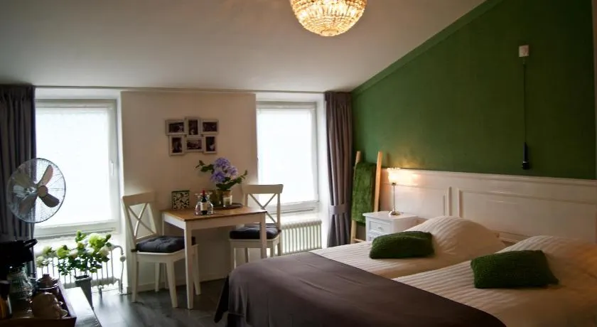 The Studio Guesthouse - Image 1