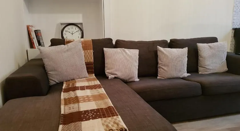 Rozina Apartment - Image 1