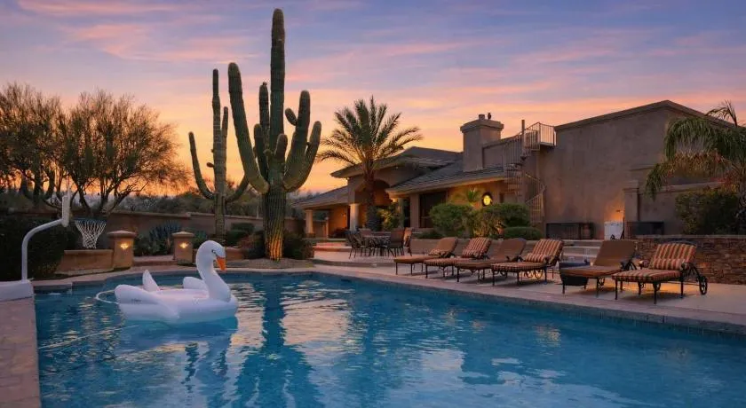 Valley View Villa - Resort Style Backyard - Heated Pool - Image 1