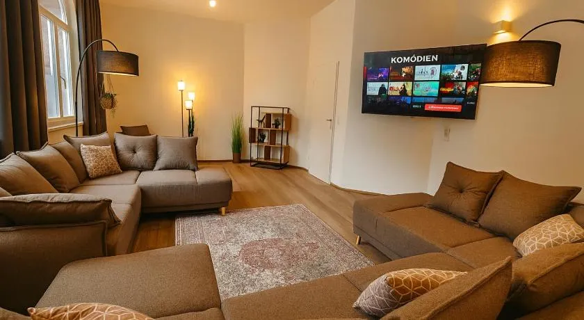 YFB-170m2 Apartment für bis zu 15, modern, 1min zu UBahn, Ruhige Lage, Parkplätze, WIFI, Netflix, Kindergerecht - Image 1