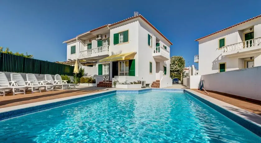 Bougainvilleas Villa mit Pool 900m2 von Altura Beach - Image 1
