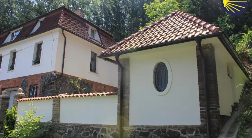 Domek Praha - Zbraslav, u zámku - Image 1
