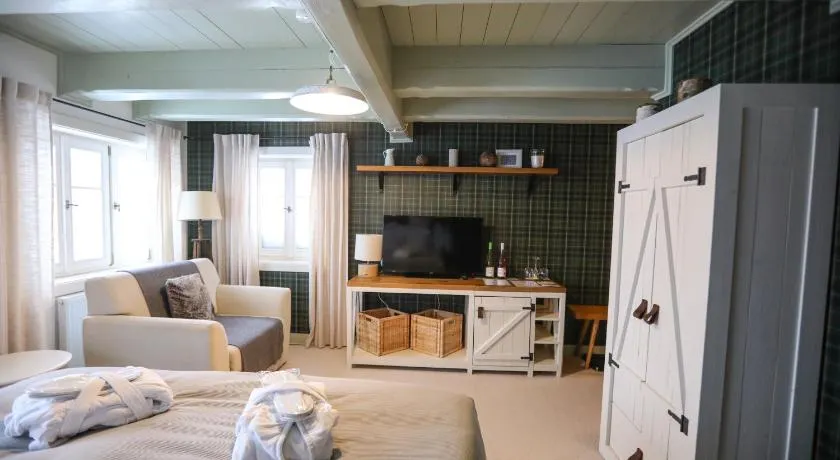 Hotel Bouda Helena - Image 1