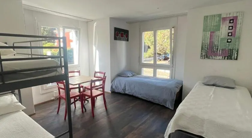 Basel-Stadt Gundeldingen Zimmer 404, - Image 1