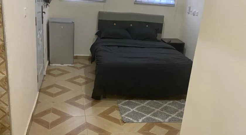 Louis Apartments - Image 1