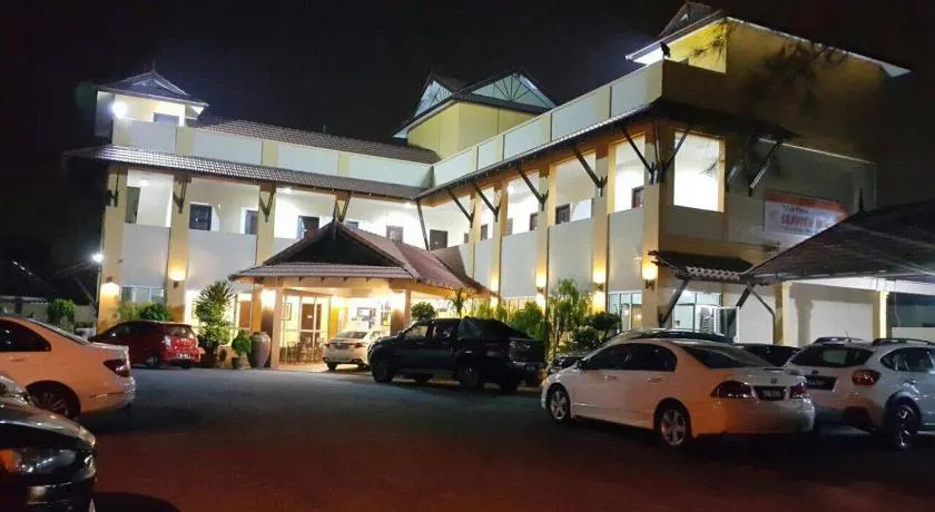 Teluk Lipat Seaview Inn - Image 1