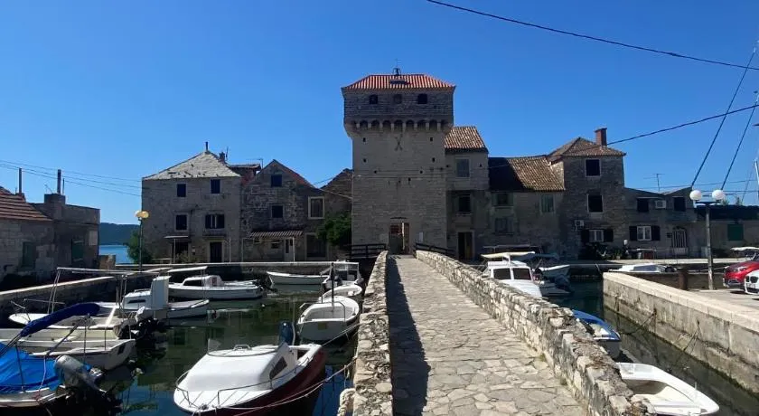 Cesarica - Image 1