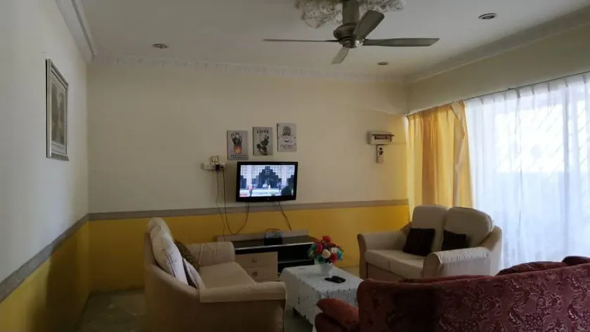 Taiping Normah Homestay (MUSLIM FAMILY only) - Image 1