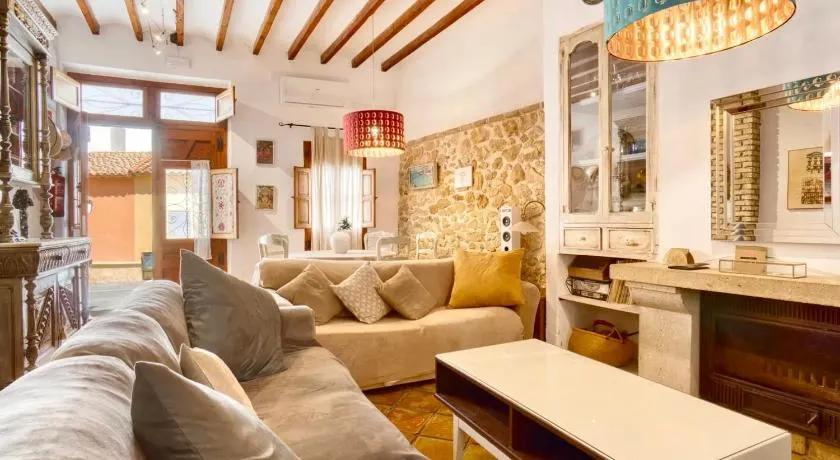 Casa Rural Les Avies cerca del mar - Image 1