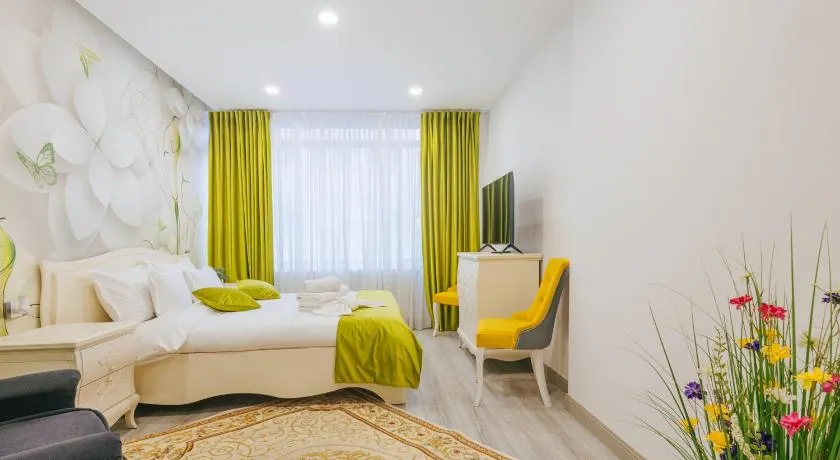 Damone Residence - Image 1