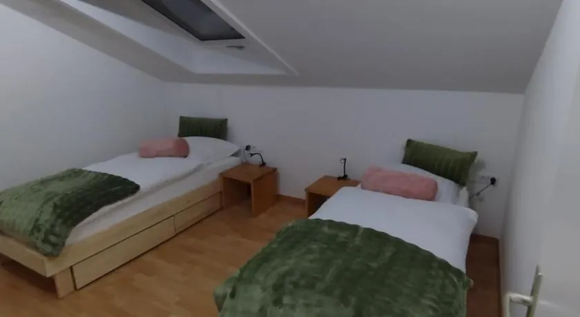 Lux-Apartment Böblingen - Image 1