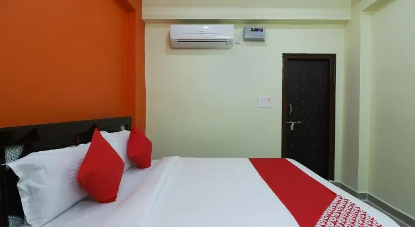 Hotel O S V Residency - Image 1