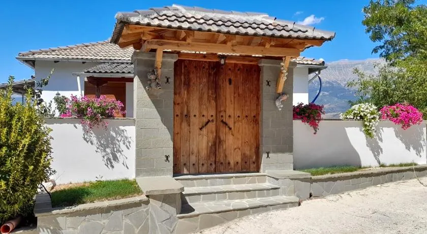 B Vishe Guest House - Image 1