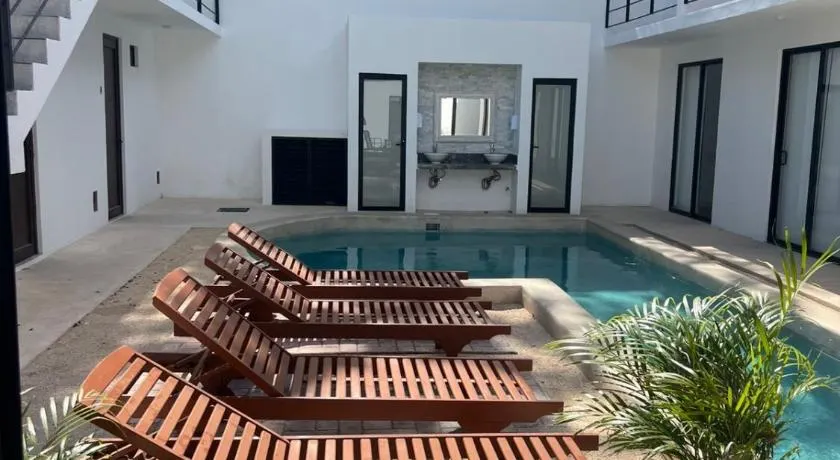 Apartamentos Marea CLOSE TO THE AIRPORT - Image 1