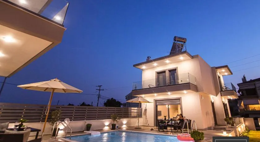 La Vita Villas - Image 1