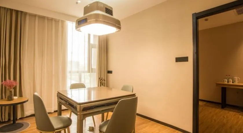 GreenTree Inn Nantong Wanxiang City Hotel - Image 1