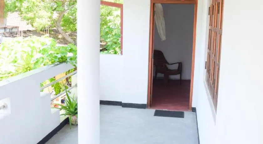 Tharaka Homestay - Image 1