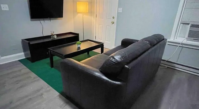 THE ECO HOME. Entire place with private parking - Image 1