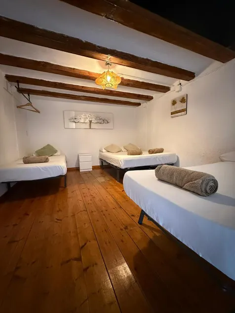 Barcelona Rooms - Image 1