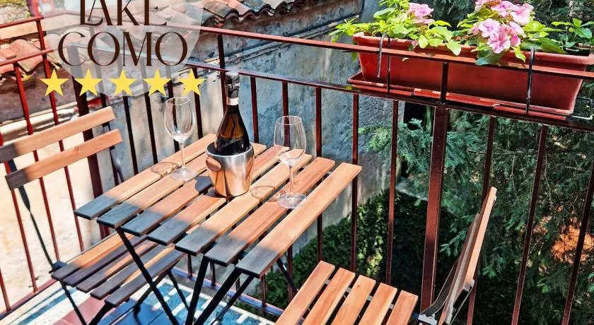 Romantic Lake Como stay, 50 m from the lake - Image 1