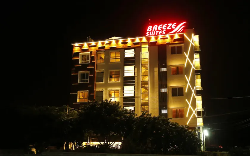 D Breeze Suites - Image 1