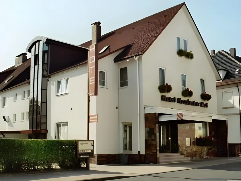 Hotel Hessischer Hof - Image 1