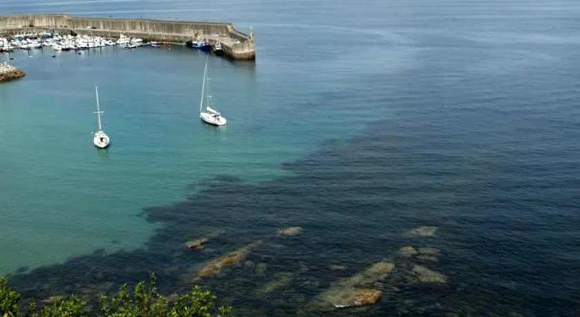 Hotel Lastres Miramar - Image 1