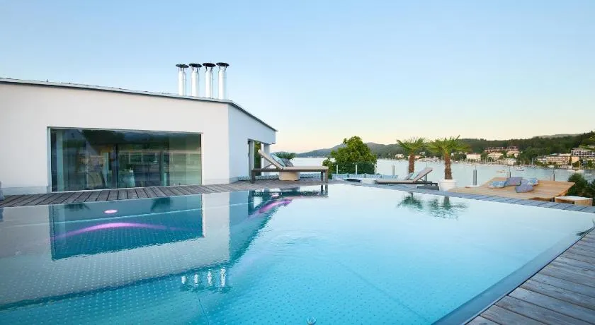Luxury Living - Luxus Appartements in Velden - Image 1