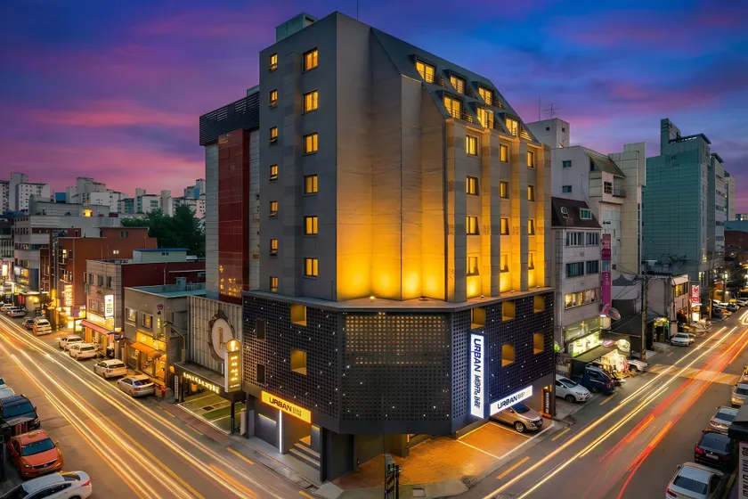 Sinchon URBAN HOTEL&PLAY - Image 1